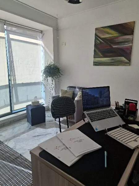 Sala 102, vista da janela.